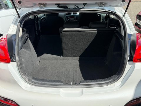 Kia Pro Ceed 1.4 VR7 Euro 5 3dr 16