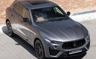 Maserati Levante S GranSport 8