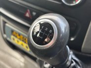 Mercedes-Benz Sprinter 313 Mwb Hr 4x4 Crew Van - Air Con 32