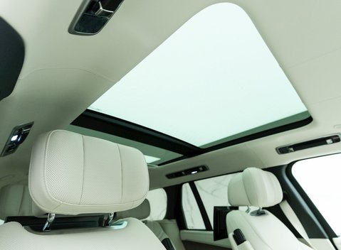 Land Rover Range Rover P530 First Edition 11