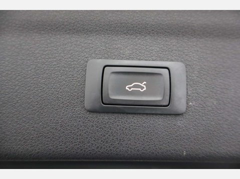 Audi Q3 1.4 TFSI CoD Black Edition SUV 5dr Petrol Manual Euro 6 (s/s) (150 ps) 28