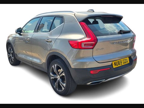 Volvo XC40 2.0 XC40 Inscription Pro D4 AWD Auto 4WD 5dr 3