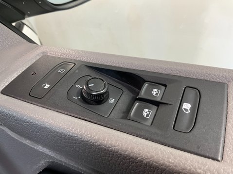 Volkswagen Transporter T28 TDI P/V STARTLINE 25