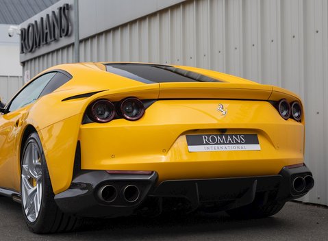 Ferrari 812 Superfast 28