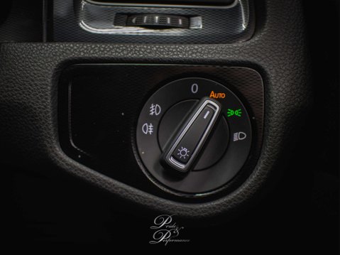 Volkswagen Golf 2.0 Golf GTi Semi-Auto 3dr 36