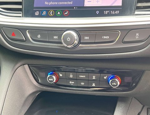Vauxhall Insignia 1.5 Insignia Ultimate Nav TD 5dr 33