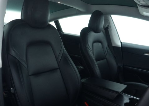 Tesla Model 3 Saloon 4dr Electric Auto RWD (241 bhp) 37