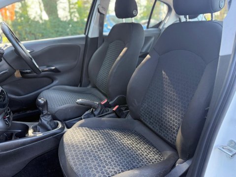 Vauxhall Corsa 1.2i Design Euro 6 5dr 23