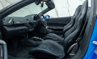 Ferrari 488 SPIDER 20