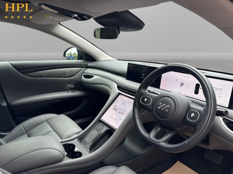 MG IM5 75kWh Standard Range Saloon 5dr Electric Auto (295 ps) 12