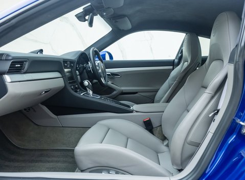 Porsche 911 Carrera 4S '5M Porsche Fans' (991) 17