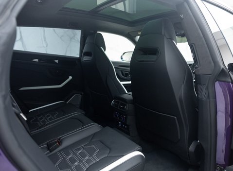 Lamborghini Urus SE 22