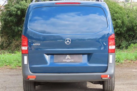 Mercedes-Benz eVito 114 e 41kWh Pure Auto FWD L2 5dr (LWB) 5