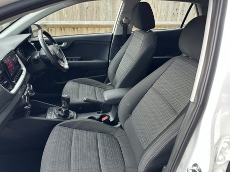 Kia Stonic 2 1.0T Gdi 5dr 17