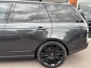 Land Rover Range Rover 4.4 SD V8 Autobiography SUV 5dr Diesel Auto 4WD Euro 6 (s/s) (339 ps) 9