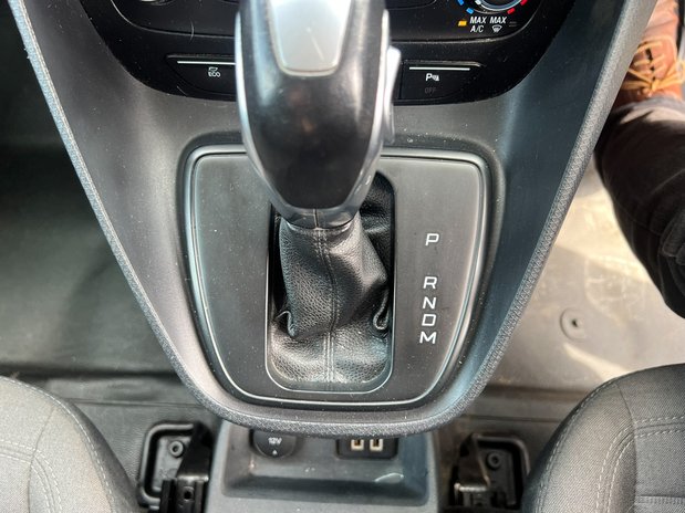 Ford Transit Connect AUTO LWB (SOLD) L2H1 Low Roof Limited Air Con Alloys Sensors Cam EURO 6 NO 31