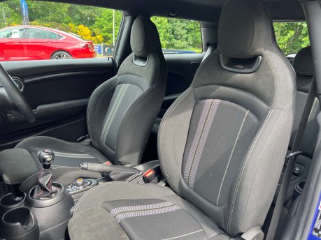 Mini Hatch 1.5 Cooper Sport 3dr 43