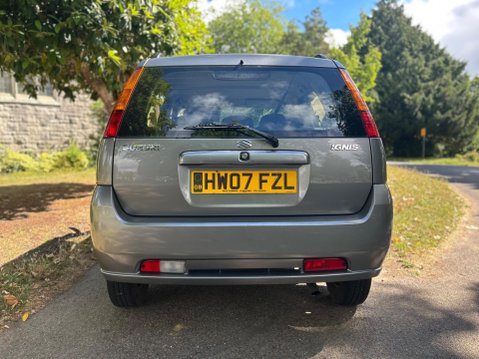 Suzuki Ignis GL 18