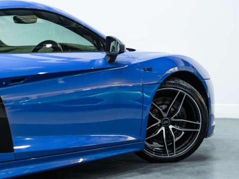 Audi R8 5.2 FSI V10 Coupe 2dr Petrol S Tronic quattro Euro 6 (s/s) (540 ps) 65