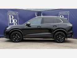 Volkswagen Tiguan 1.5 TSI eHybrid 19.7kWh R-Line SUV 5dr Petrol Plug-in Hybrid DSG Euro 6 (s/ 7