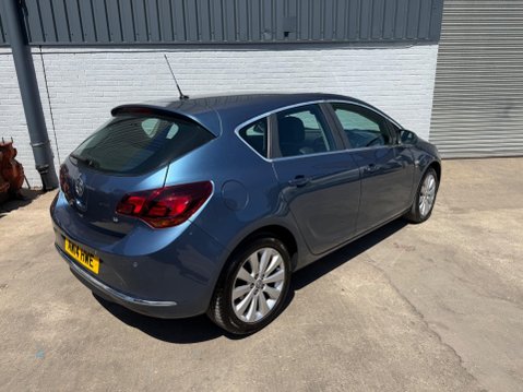 Vauxhall Astra 1.6 16v Elite Euro 5 5dr 8