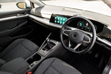 Volkswagen Golf LIFE TSI
