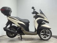 Yamaha Tricity 125 2015 3 WHEELER TRIKE 125CC PROJECT BIKE SPARES OR REPAIR LEARNER 1