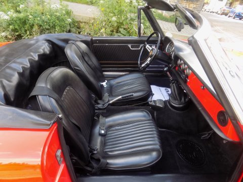 Alfa Romeo Spider 1600 Duetto 13