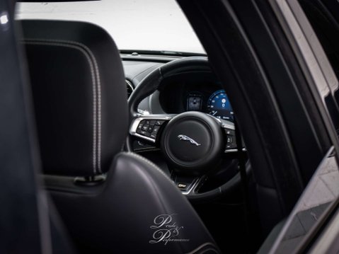 Jaguar F-Pace 3.0 F-PACE V6 S AWD D Auto 4WD 5dr 24