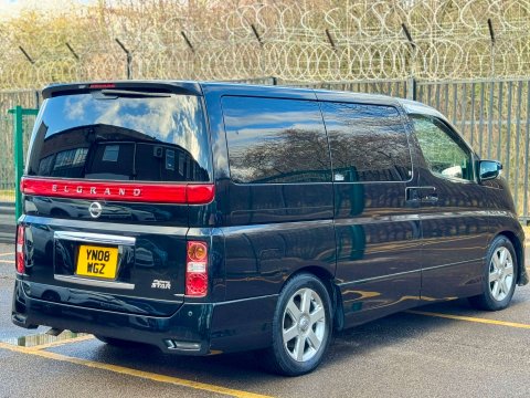 Nissan Elgrand 3.5 V6 HIGHWAY STAR+HIGH SPEC+GENUINE MILES+CARVX 37