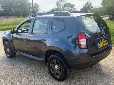 Dacia Duster 1.6 SCe Ambiance SUV 5dr Petrol Manual Euro 6 (s/s) (115 ps) 31