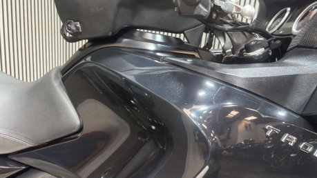 Triumph Trophy 1200 SE 2015 42K FULLY KITTED TOURER MOT COMES SERVICED WARRANTY 38