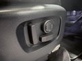 Land Rover Discovery 3.0 TD V6 HSE Luxury Auto 4WD Euro 6 (s/s) 5dr 45