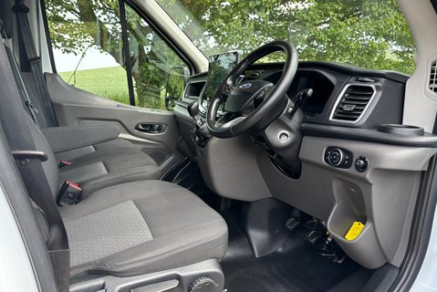 Ford Transit 350 L4 H3 130 ps Trend Panel Van - Air Con 17