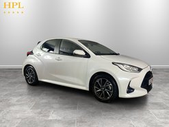 Toyota Yaris 1.5 VVT-h Design Hatchback 5dr Petrol Hybrid E-CVT Euro 6 (s/s) (116 ps)