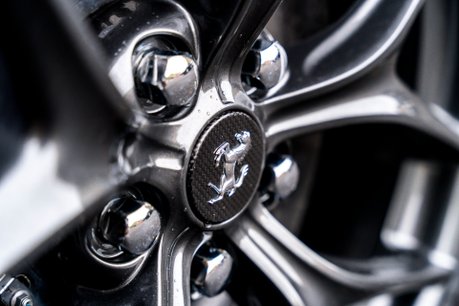 Ferrari F12 Berlinetta 4-LAYER BIANCO ITALIA PAINTWORK. CARBON FIBRE INTERIOR. JBL SOUND SYSTEM. 8