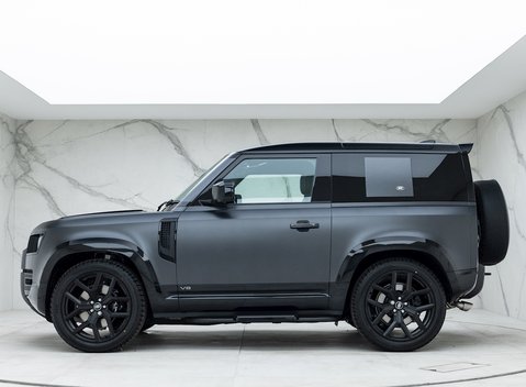 Land Rover Defender 90 V8 Carpathian Edition URBAN 2