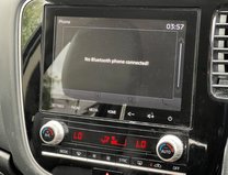 Mitsubishi Outlander 2.0 MIVEC Exceed SUV 5dr Petrol CVT 4WD Euro 6 (s/s) (150 ps) 28