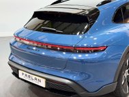 Porsche Taycan Performance Plus 93.4kWh 4S Cross Turismo 5dr Electric Auto 4WD (571 ps) 19