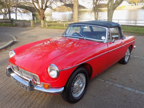 MG MGB MKII ROADSTER 26