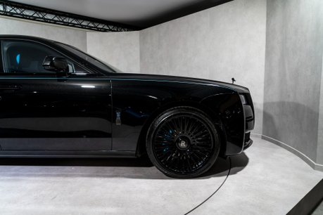 Rolls-Royce Ghost V12 BLACK BADGE. FULL PPF. HUD. STARLIGHT HEADLINER. H, C & M SEATS 10