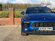 Porsche Macan 2.0 Macan Semi-Auto 4WD 5dr 9