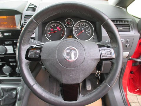 Vauxhall Zafira 1.8 16V Exclusiv Euro 5 5dr 18