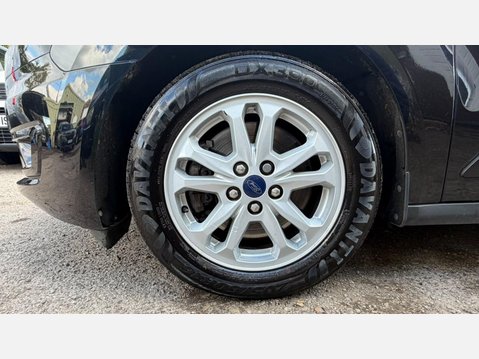 Ford Transit Connect 1.5 200 EcoBlue Limited L1 Euro 6 (s/s) 5dr 16