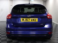 Ford Focus ST-LINE X 8