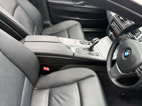 BMW 5 Series TOURING 9