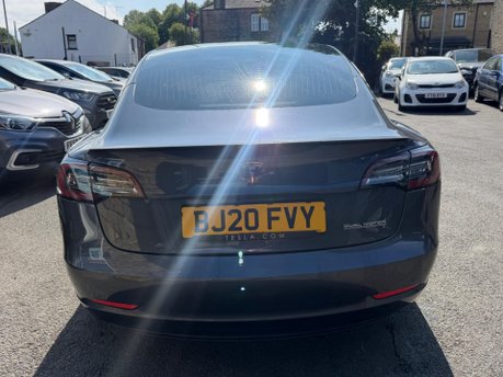 Tesla Model 3 PERFORMANCE AWD 6