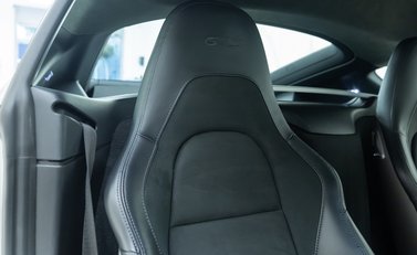 Porsche 718 Cayman GTS 4.0 12