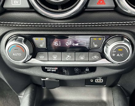 Nissan Juke 1.6 Juke Tekna HEV CVT 5dr 46