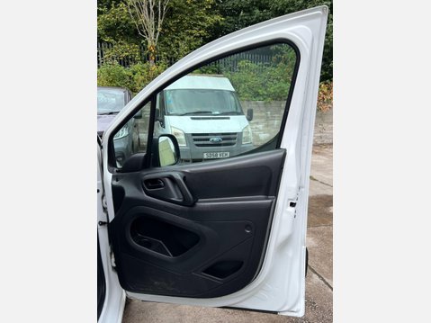 Peugeot Partner 1.6 HDi 850 S Panel Van 4dr Diesel Manual L1 (138 g/km, 90 bhp) 27